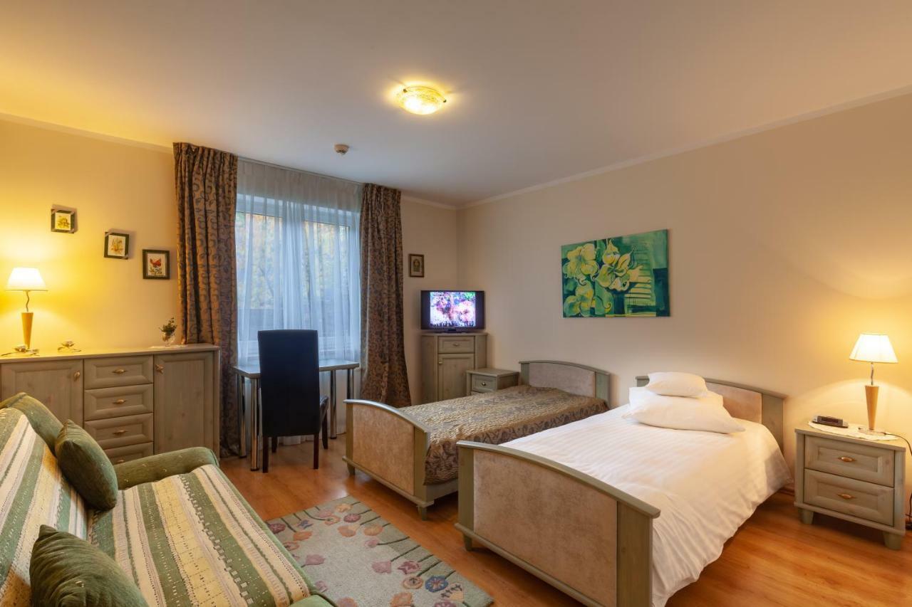 Poziomka Otel Kujan Dış mekan fotoğraf